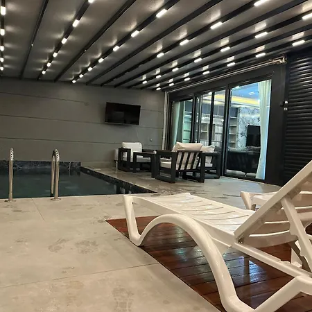 Modern With Heated Private Pool - Antalya Lara * Aksu (Antalya)