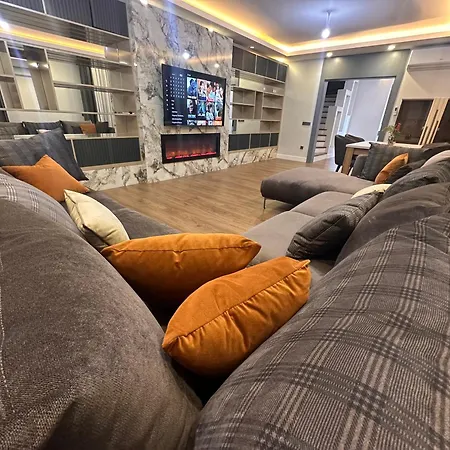 Modern With Heated Private Pool - Antalya Lara Aksu (Antalya)