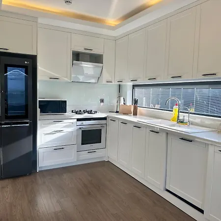 Villa Modern With Heated Private Pool - Antalya Lara *
